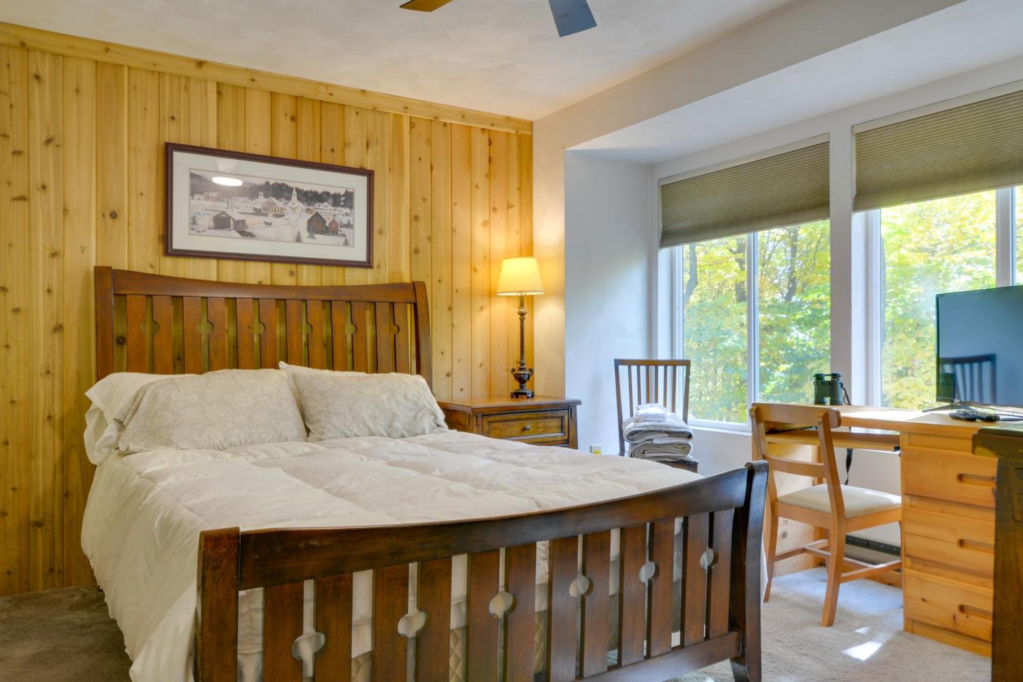 Charming Hidden Valley Walk To Slopes Holiday home
