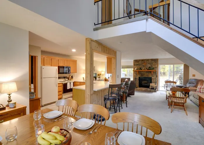 Charming Hidden Valley Resort Home Walk To Slopes